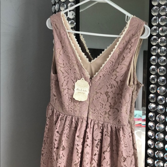 Alter’d state dress - Picture 2 of 2